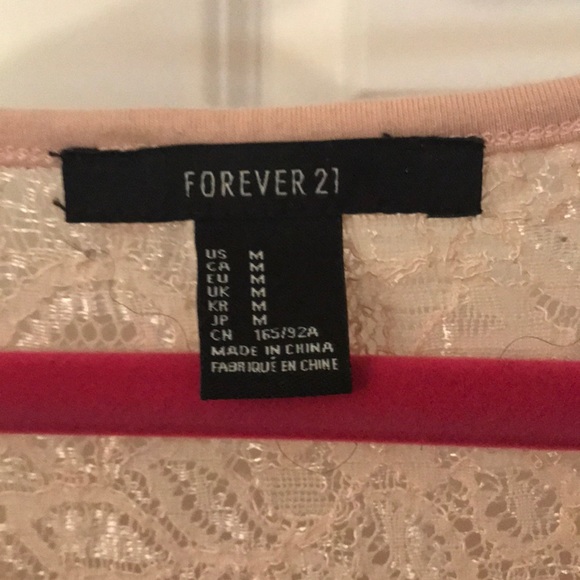 Pink lace back short sleeve top - Picture 2 of 4